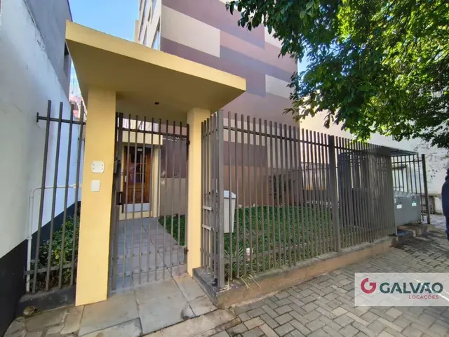 Apartamento 1 quarto e 1 banheiro, para alugar, no bairro Centro Cívico em Curitiba