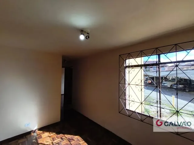 Apartamento 2 quartos e 1 banheiro, para alugar, no bairro Capão da Imbuia em Curitiba