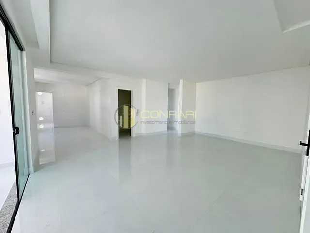 Apartamento 4 quartos e 5 banheiros, à venda, no bairro Meia Praia em Itapema