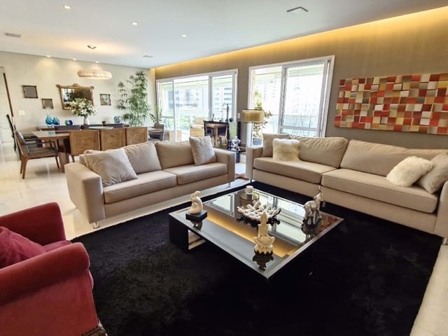 Foto do Apartamento - Apartamento para venda em Cidade Monções com 3 quartos, sendo 3 suítes , 240m² | Correteria Imóveis