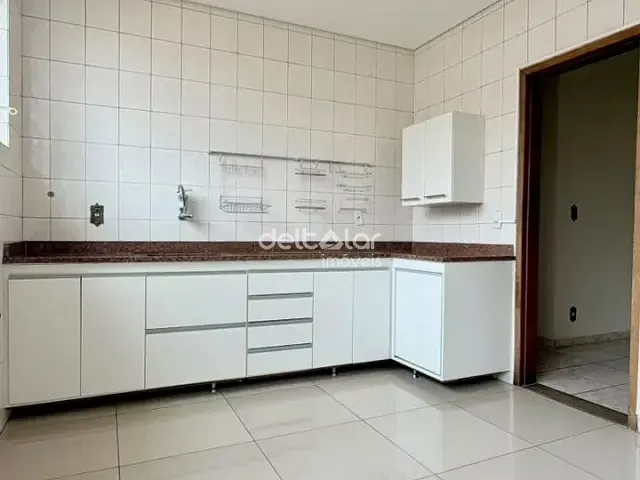Apartamento com 120m² 3 quartos e 2 banheiros, para alugar, no bairro Vila Cloris em Belo Horizonte