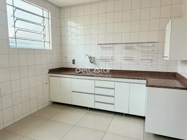 Apartamento com 120m² 3 quartos e 2 banheiros, para alugar, no bairro Vila Cloris em Belo Horizonte