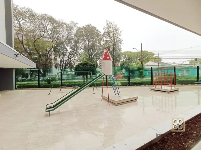 Apartamento 1 quarto e 1 banheiro, para alugar, no bairro Água Verde em Curitiba