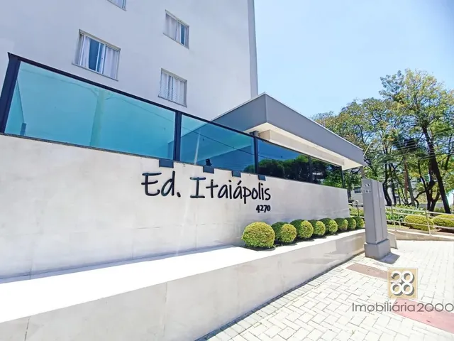 Apartamento 1 quarto e 1 banheiro, para alugar, no bairro Água Verde em Curitiba