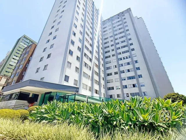 Apartamento 1 quarto e 1 banheiro, para alugar, no bairro Água Verde em Curitiba