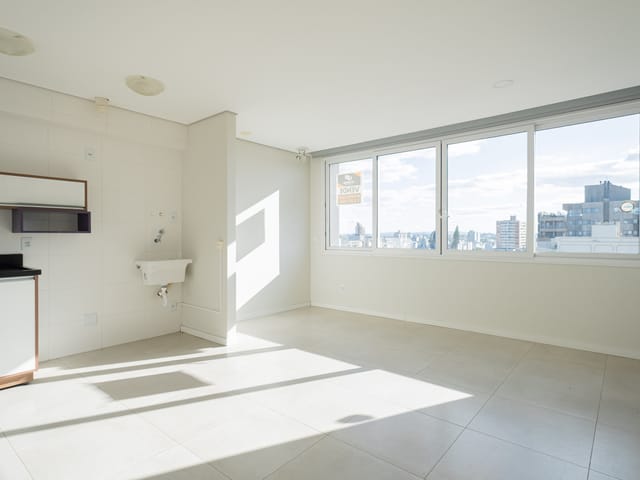 Apartamento 1 quarto e 1 banheiro, à venda ou para alugar, no bairro Centro em Pelotas