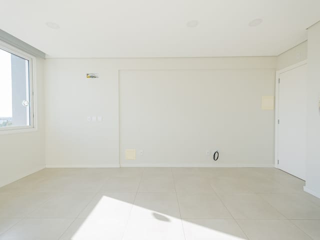 Apartamento 1 quarto e 1 banheiro, à venda ou para alugar, no bairro Centro em Pelotas
