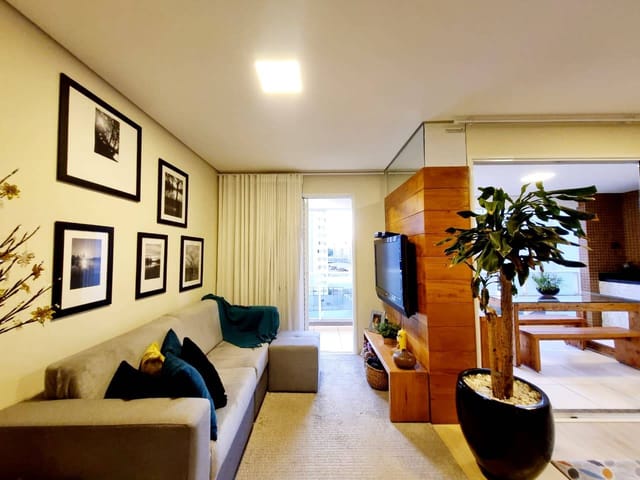 Apartamento 2 quartos e 2 banheiros, à venda, no bairro Gleba Palhano em Londrina