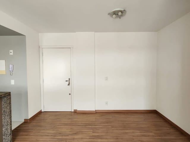 Apartamento 3 quartos e 2 banheiros, à venda, no bairro Areal em Pelotas