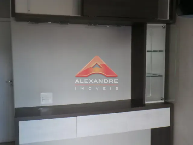 Apartamento 2 quartos e 1 banheiro, à venda, no bairro Jardim Ismênia em São José dos Campos