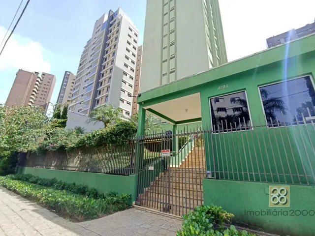 Apartamento 2 quartos e 1 banheiro, para alugar, no bairro Água Verde em Curitiba