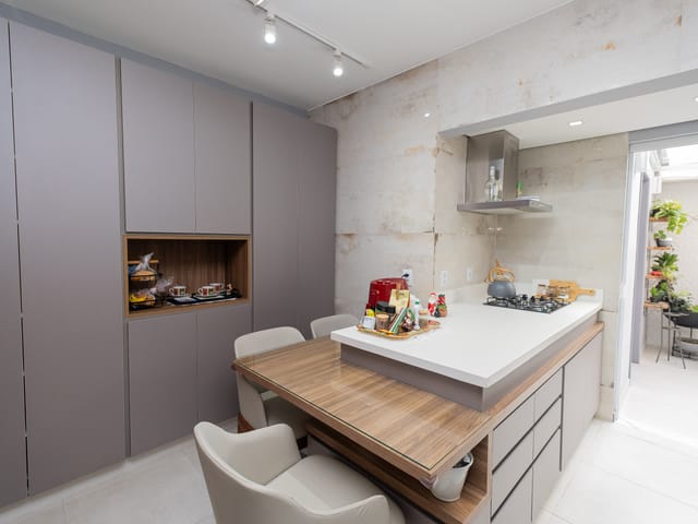 Apartamento com 104m² 2 quartos e 1 banheiro, à venda, no bairro Centro em Pelotas