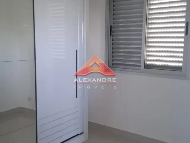 Apartamento 2 quartos e 1 banheiro, para alugar, no bairro Jardim Diamante em São José dos Campos