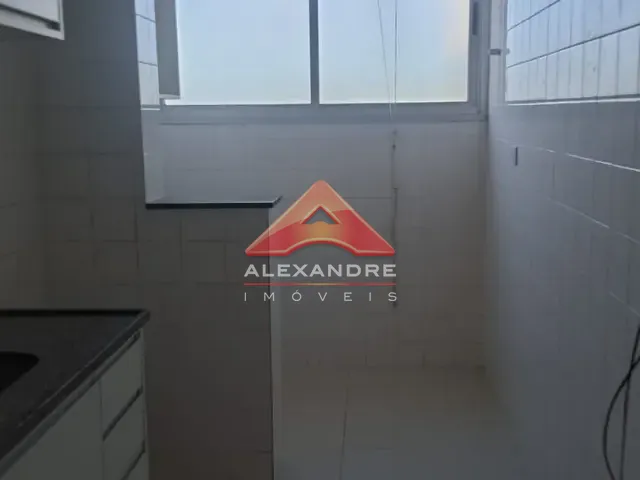 Apartamento 2 quartos e 1 banheiro, para alugar, no bairro Jardim Diamante em São José dos Campos