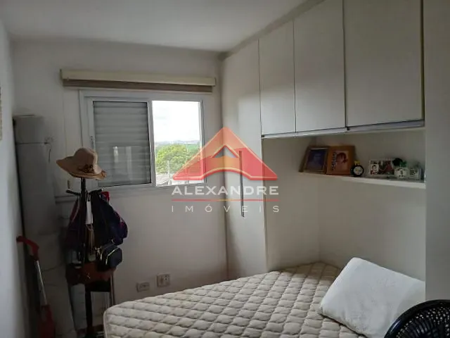 Apartamento com 50m² 2 quartos e 1 banheiro, à venda, no bairro Vila Tesouro em São José dos Campos