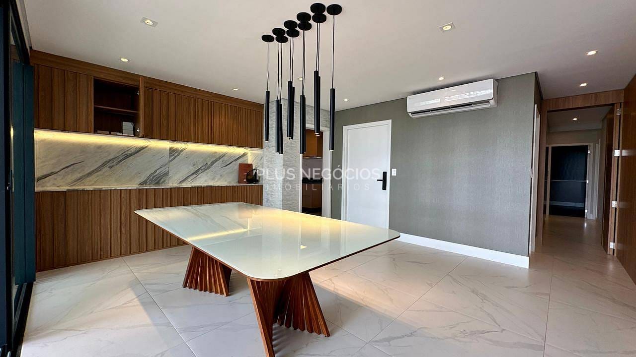 Apartamento, 3 quartos, 220 m² - Foto 3