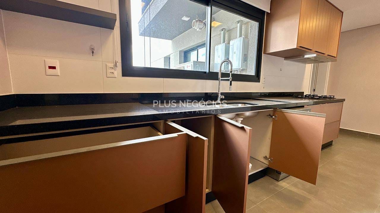 Apartamento, 3 quartos, 220 m² - Foto 22