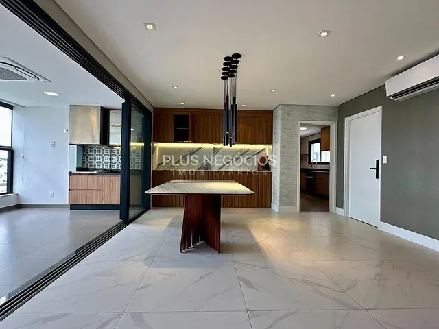 Apartamento com 220m² 3 quartos e 5 banheiros, à venda, no bairro Parque Campolim em Sorocaba