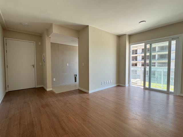 Apartamento 2 quartos e 2 banheiros, à venda, no bairro Três Vendas em Pelotas