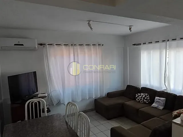 Apartamento com 75m² 2 quartos e 1 banheiro, à venda, no bairro Centro em Itapema