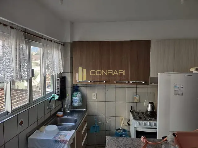 Apartamento com 75m² 2 quartos e 1 banheiro, à venda, no bairro Centro em Itapema
