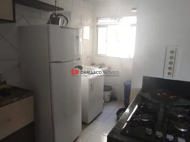 Apartamento 2 quartos e 1 banheiro, à venda, no bairro Vila Camilópolis em Santo André