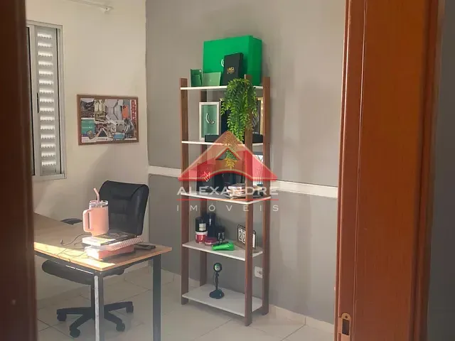 Apartamento 2 quartos e 1 banheiro, à venda, no bairro Jardim Santa Inês II em São José dos Campos