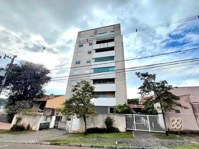 Apartamento 3 quartos e 2 banheiros, para alugar, no bairro Vila Izabel em Curitiba