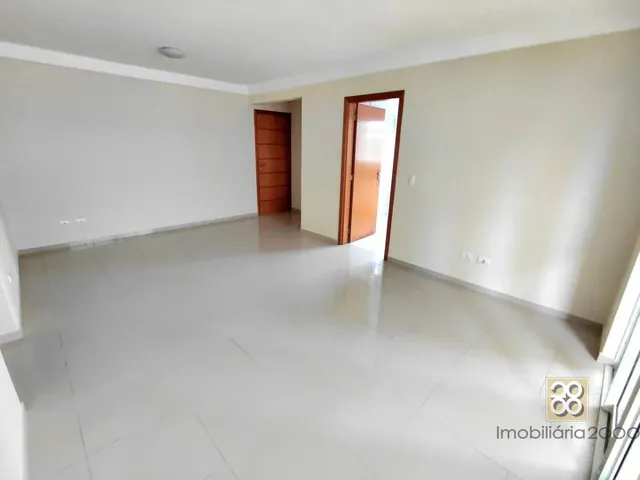 Apartamento 3 quartos e 2 banheiros, para alugar, no bairro Vila Izabel em Curitiba