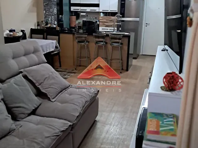 Apartamento 3 quartos e 1 banheiro, à venda, no bairro Parque Industrial em São José dos Campos