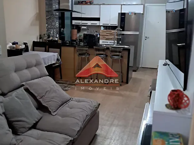 Apartamento 3 quartos e 1 banheiro, à venda, no bairro Parque Industrial em São José dos Campos