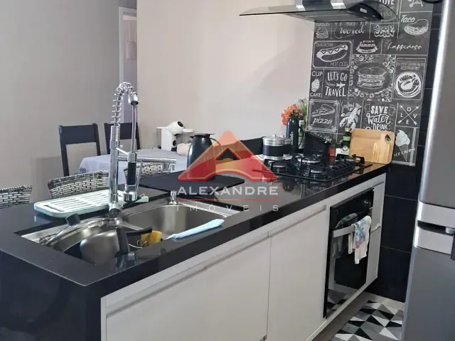 Apartamento 3 quartos e 1 banheiro, à venda, no bairro Parque Industrial em São José dos Campos