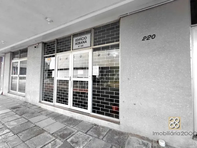 Apartamento 1 quarto e 1 banheiro, para alugar, no bairro Centro em Curitiba