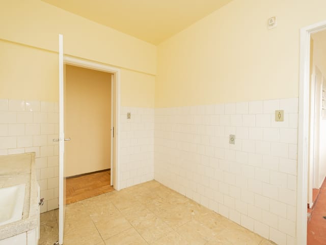 Apartamento com 130m² 3 quartos e 2 banheiros, à venda, no bairro Centro em Pelotas