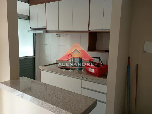 Apartamento 2 quartos e 1 banheiro, para alugar, no bairro Jardim Americano em São José dos Campos