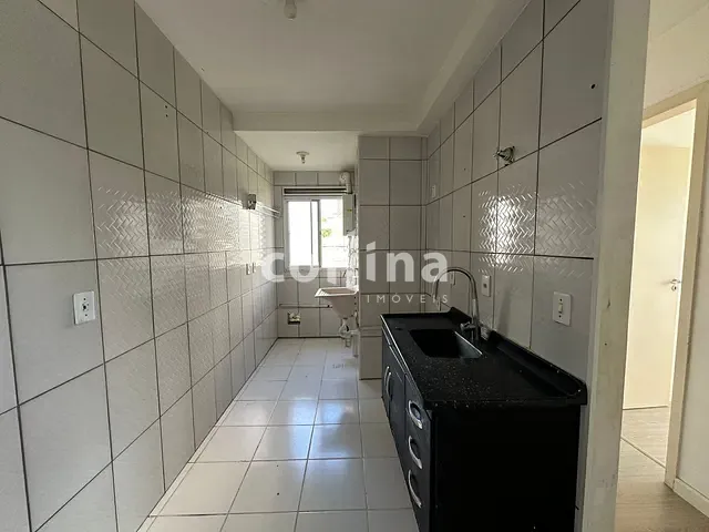 Apartamento 2 quartos e 1 banheiro, à venda, no bairro Vila da Oportunidade em Carapicuíba