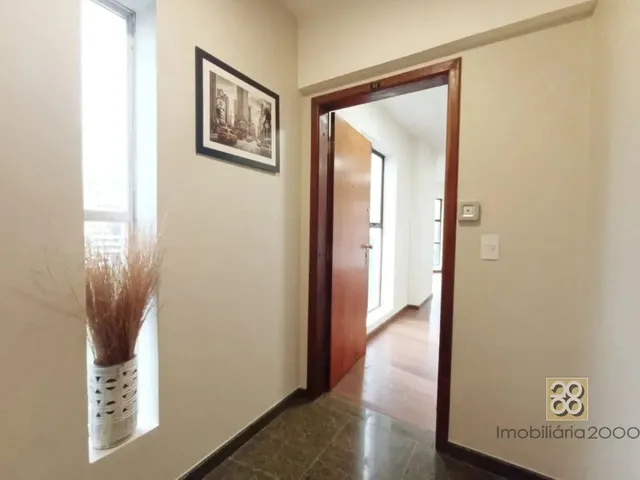 Apartamento 3 quartos e 1 banheiro, para alugar, no bairro Batel em Curitiba