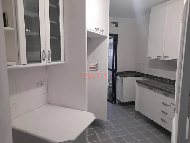 Apartamento 3 quartos e 3 banheiros, para alugar, no bairro Vila Nova Conceição em São Paulo