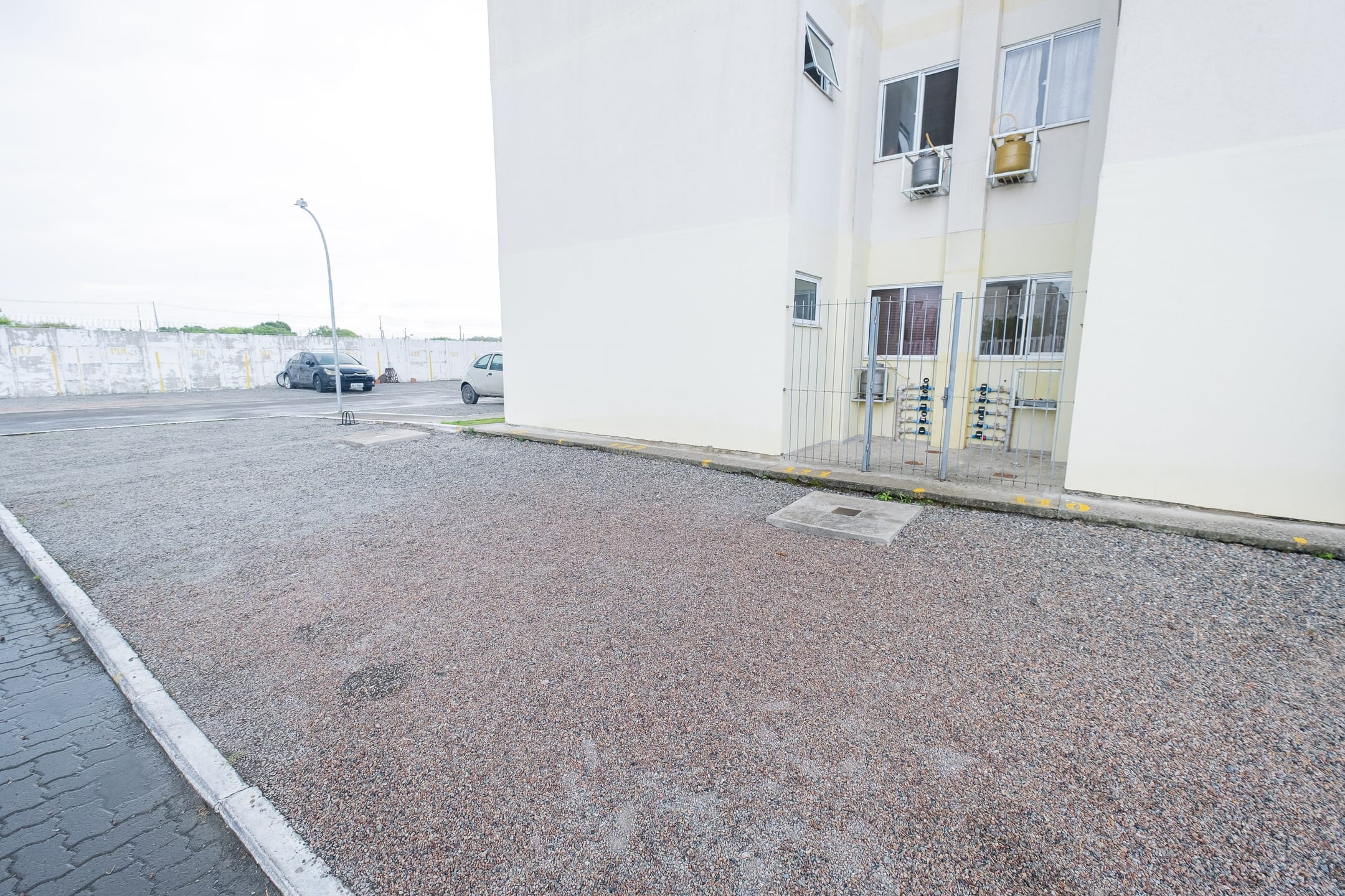 Apartamento para locação no Residencial Jasmim com 2 quartos e vaga de garagem privativa, conforto, segurança e ótima localização. - 10