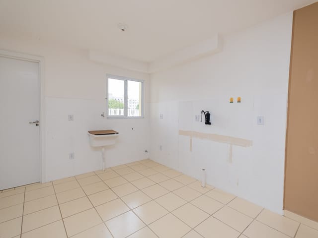 Apartamento com 57m² 2 quartos e 1 banheiro, para alugar, no bairro Areal em Pelotas