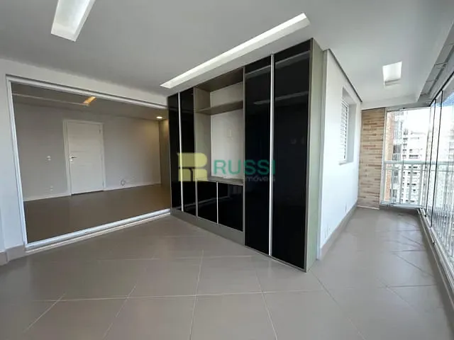 Apartamento 3 quartos e 3 banheiros, à venda ou para alugar, no bairro Condomínio Royal Park em São José dos Campos