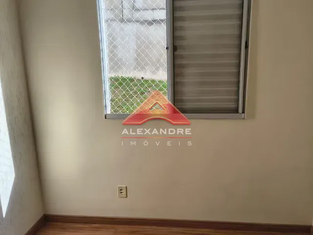 Apartamento 2 quartos e 1 banheiro, à venda, no bairro Jardim Ismênia em São José dos Campos