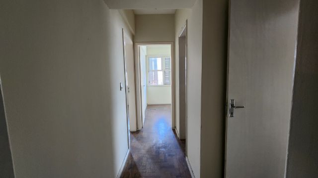 Apartamento com 75m² 2 quartos e 1 banheiro, à venda, no bairro Centro em Pelotas