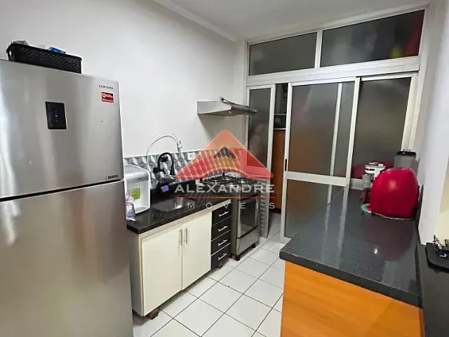 Apartamento 3 quartos e 1 banheiro, à venda, no bairro Vila Tatetuba em São José dos Campos