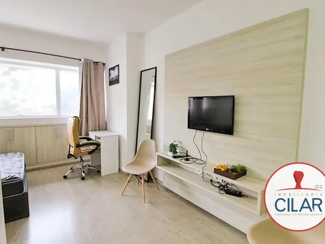 Apartamento 1 quarto e 1 banheiro, para alugar, no bairro Centro Cívico em Curitiba