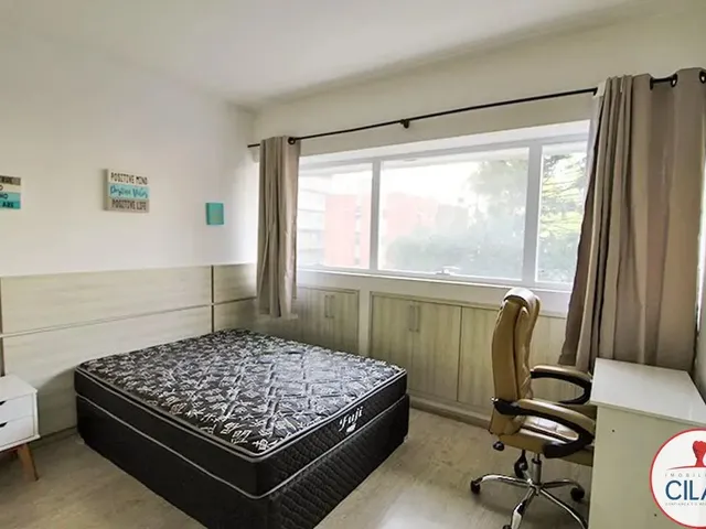 Apartamento 1 quarto e 1 banheiro, para alugar, no bairro Centro Cívico em Curitiba