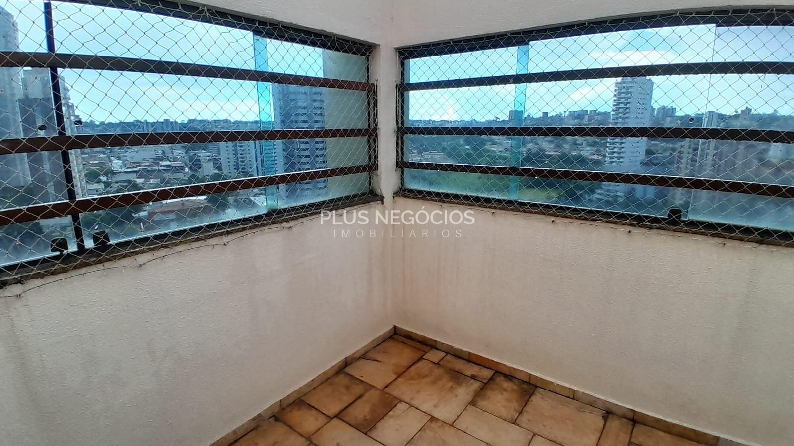 Apartamento, 3 quartos, 240 m² - Foto 2