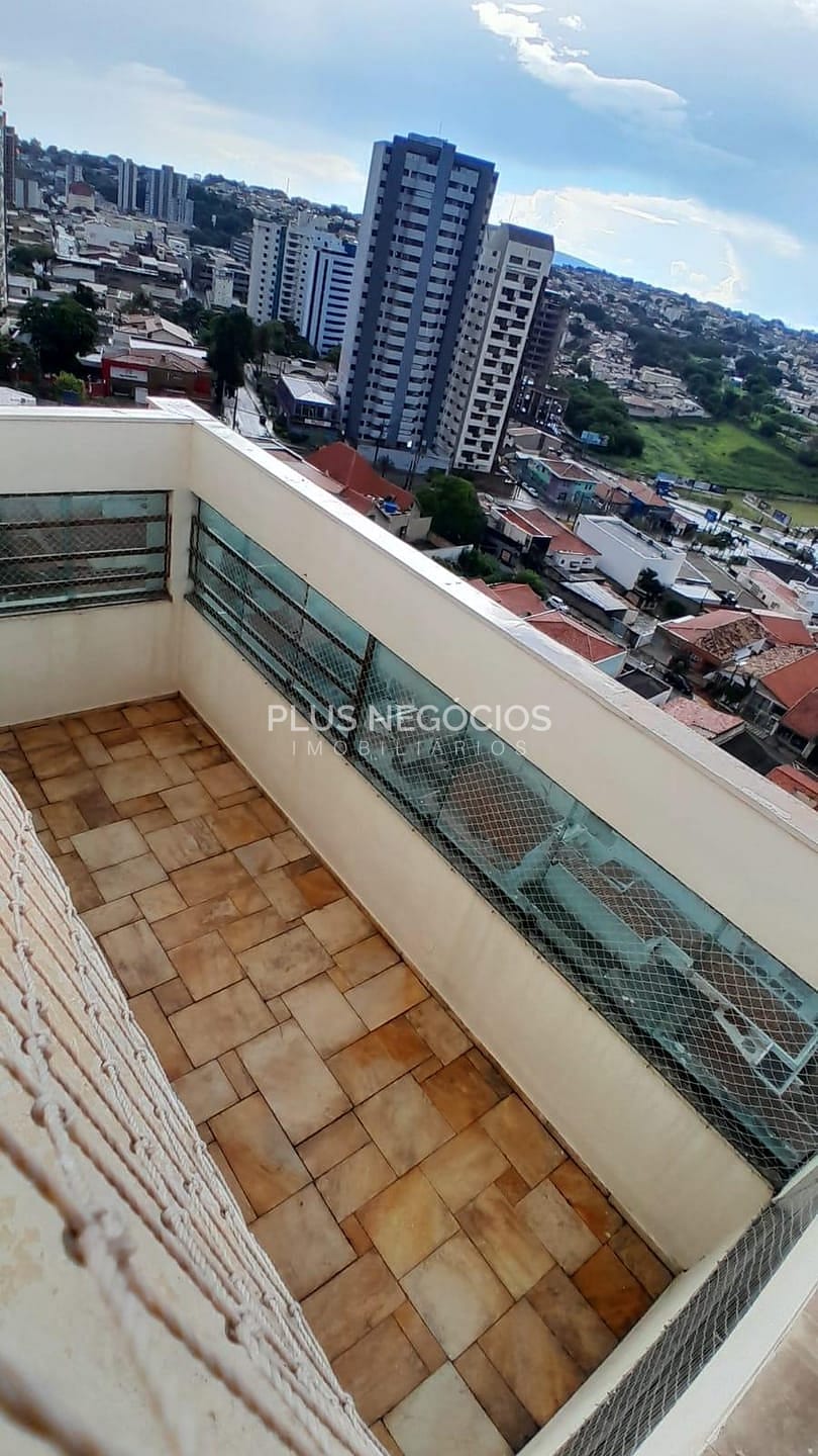 Apartamento, 3 quartos, 240 m² - Foto 8