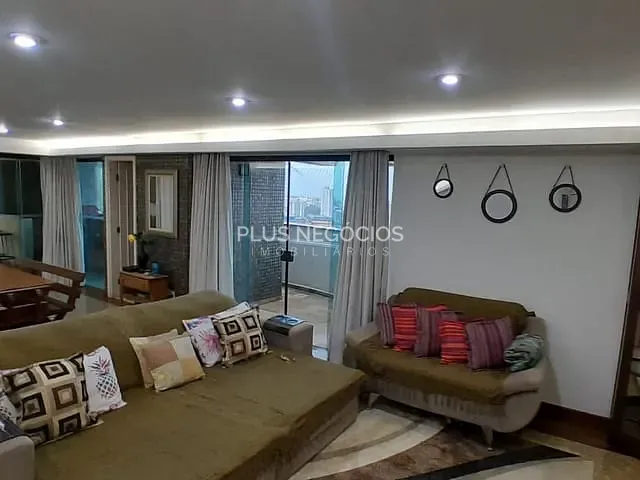 Apartamento com 240m² 3 quartos e 4 banheiros, à venda, no bairro Centro em Sorocaba