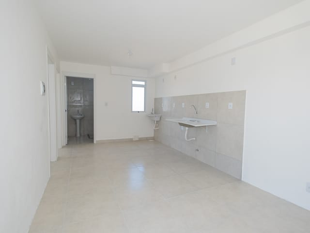 Apartamento com 57m² 2 quartos e 1 banheiro, para alugar, no bairro Três Vendas em Pelotas